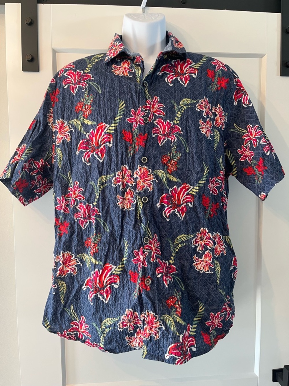 Mens Tommy Bahama Navy Blue Floral Short-Sleeve Button-Down Shirt Large